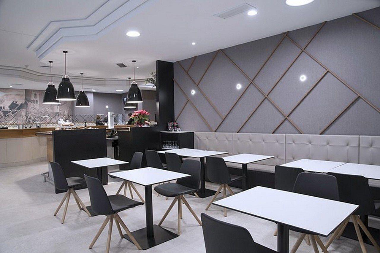 Hotel Blanca De Navarra Pamplona Bagian luar foto
