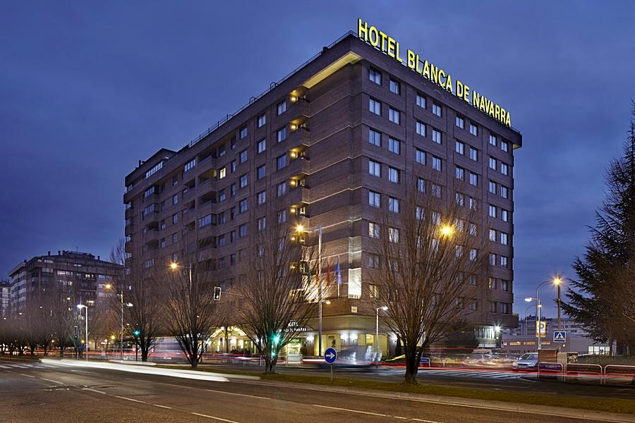 Hotel Blanca De Navarra Pamplona Bagian luar foto