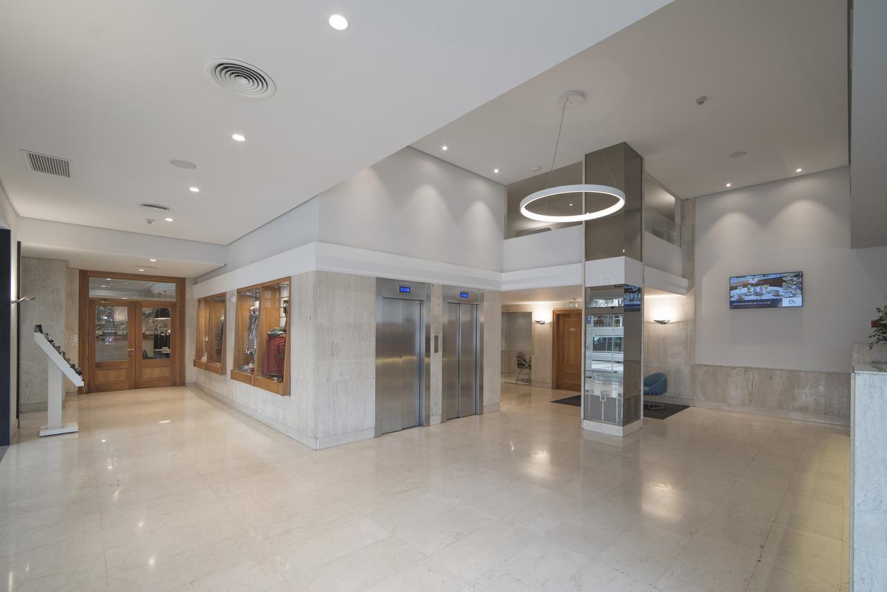 Hotel Blanca De Navarra Pamplona Bagian luar foto
