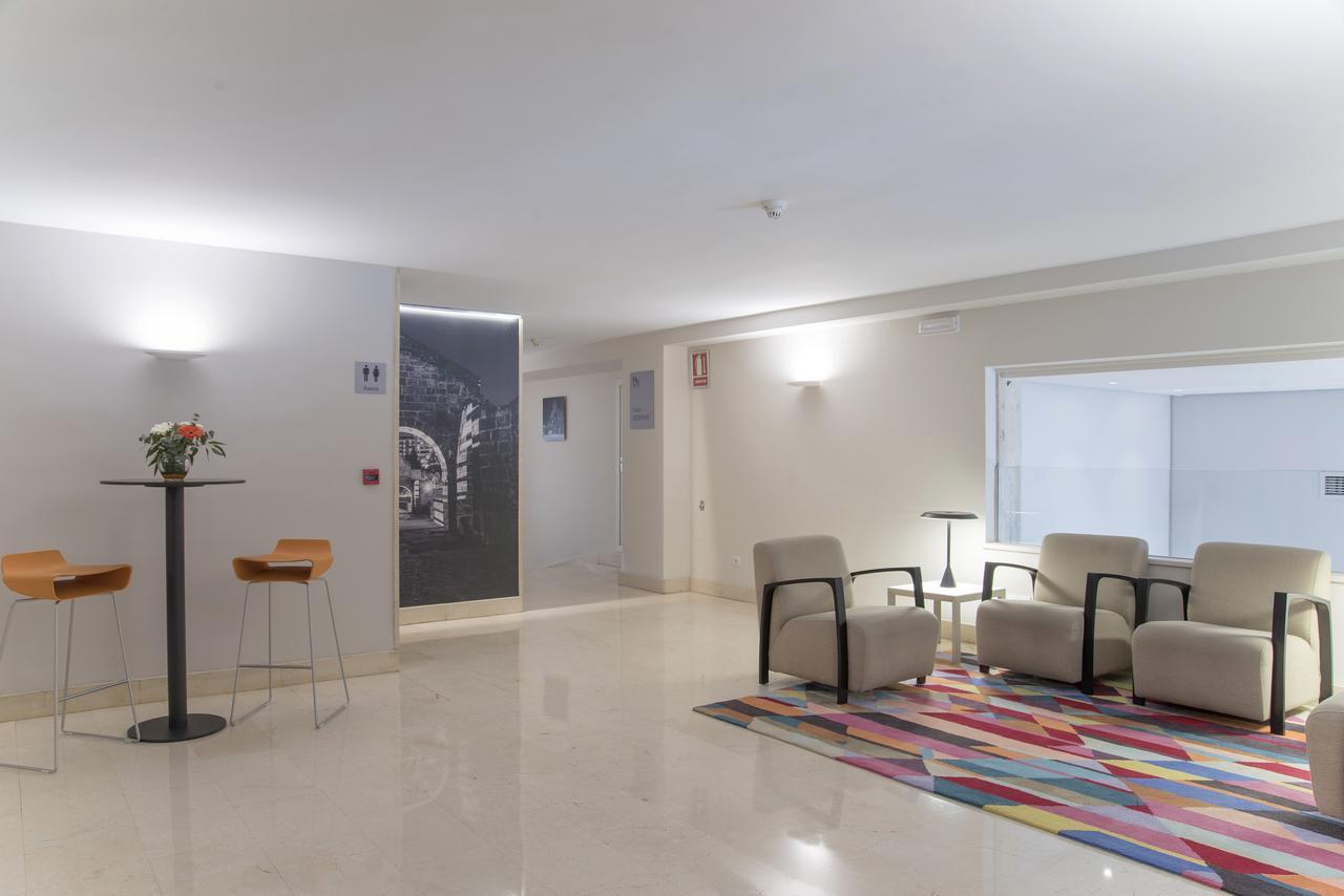 Hotel Blanca De Navarra Pamplona Bagian luar foto