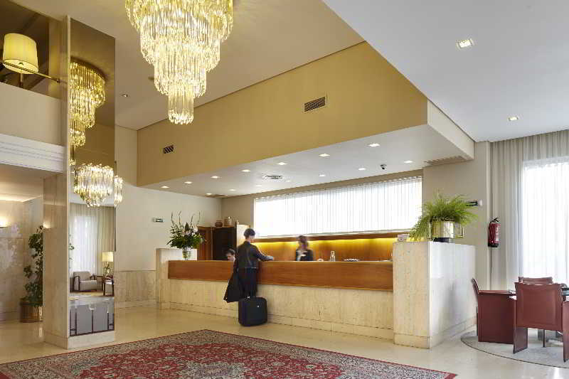 Hotel Blanca De Navarra Pamplona Bagian luar foto